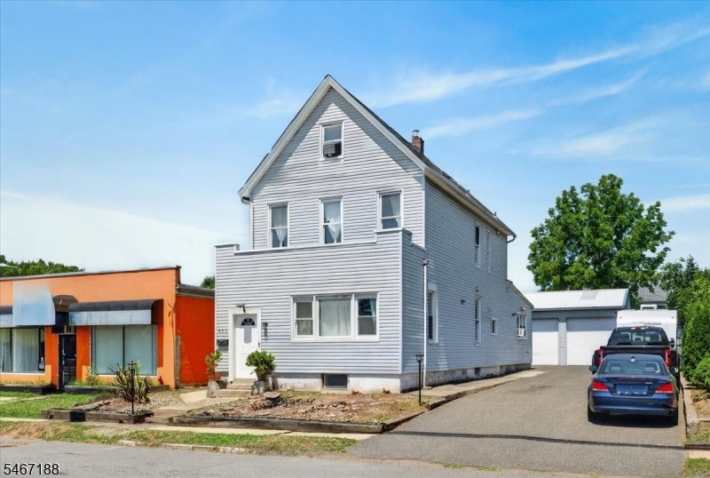 603 Lincoln Blvd
