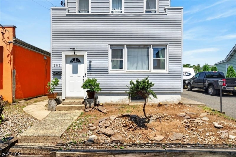 603 Lincoln Blvd
