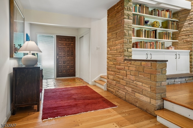 Homes for Sale in Northern NJ | ThisIsRiverEdge.com 170 Northwoods Dr