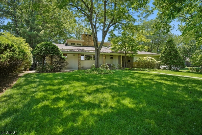 Homes for Sale in Northern NJ | ThisIsRiverEdge.com 170 Northwoods Dr