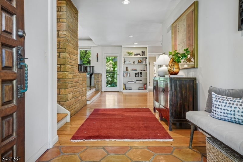 Homes for Sale in Northern NJ | ThisIsRiverEdge.com 170 Northwoods Dr