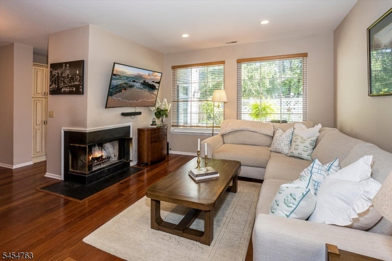 15 Witherspoon Ct