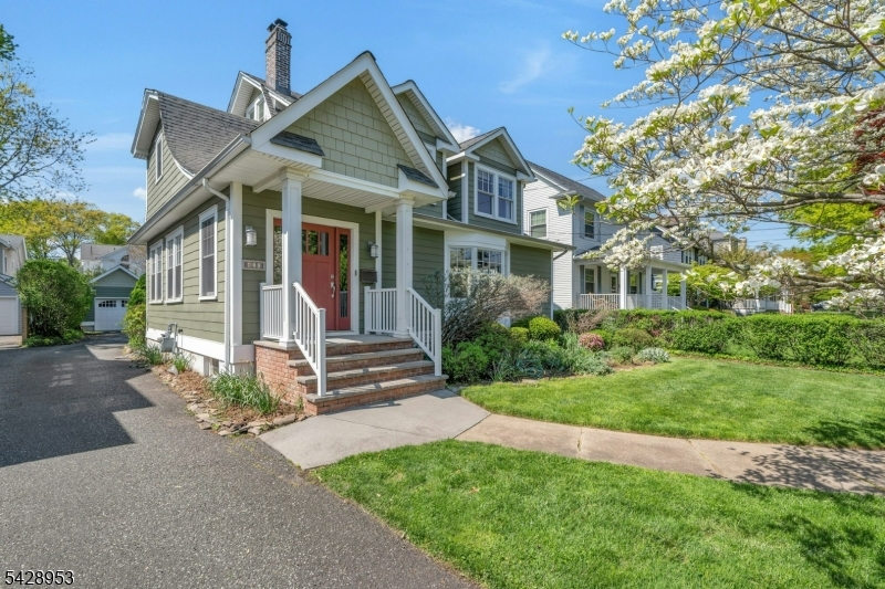 430 Everson Pl