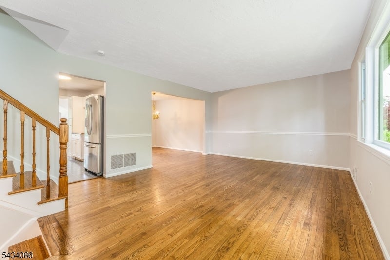 10 Lynnfield Ter