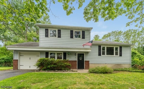 Photo for 10 Lynnfield Ter