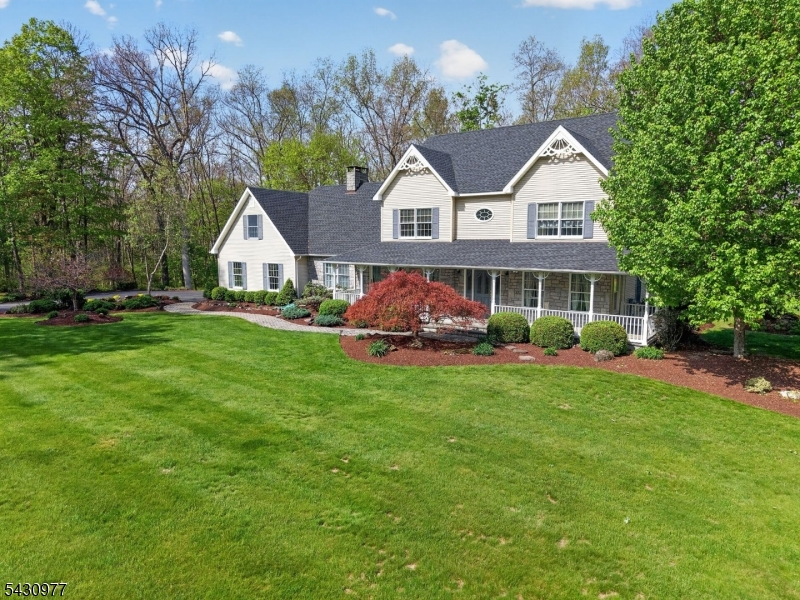 49 Stillwater Rd