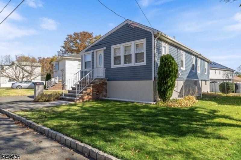 57 Harding Ave