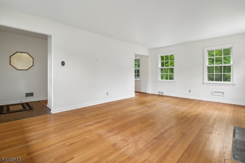 63 Magnolia Dr