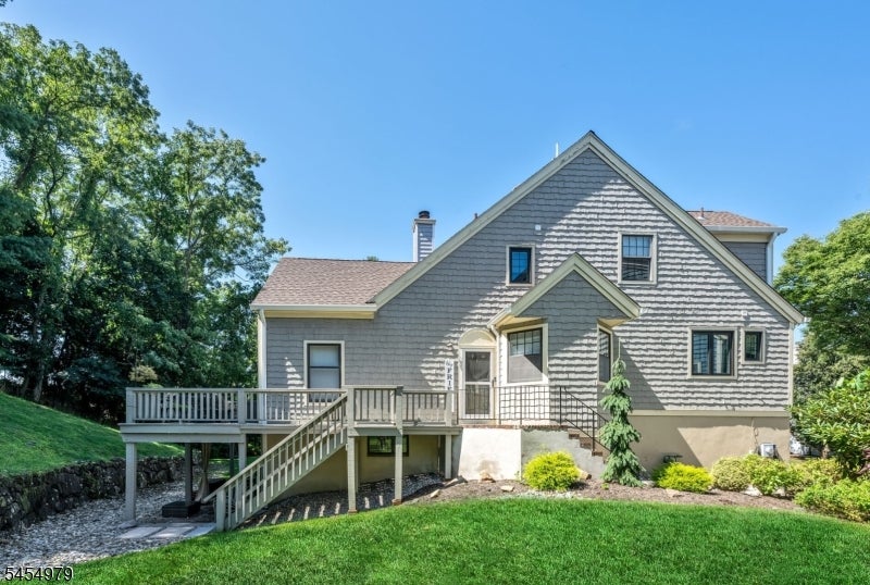 72 Tanager Ct