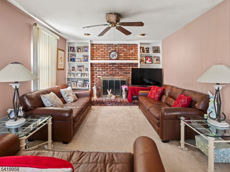 544 Goffle Hill Rd