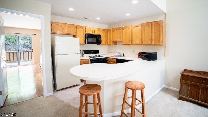 343 Falcon Ridge Way