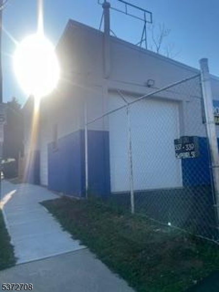 337-339 South Pearl