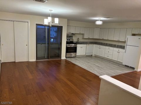 60 1St St 1 South Orange Village Twp. NJ 07079