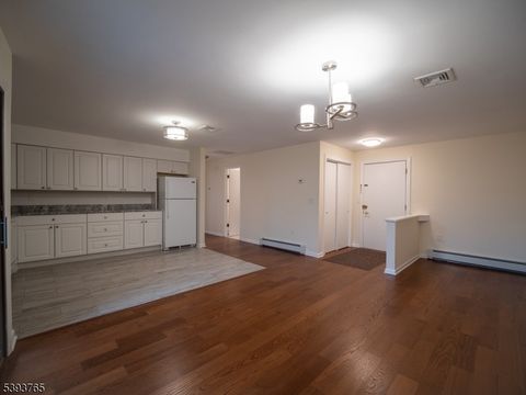 60 1St St 1 South Orange Village Twp. NJ 07079