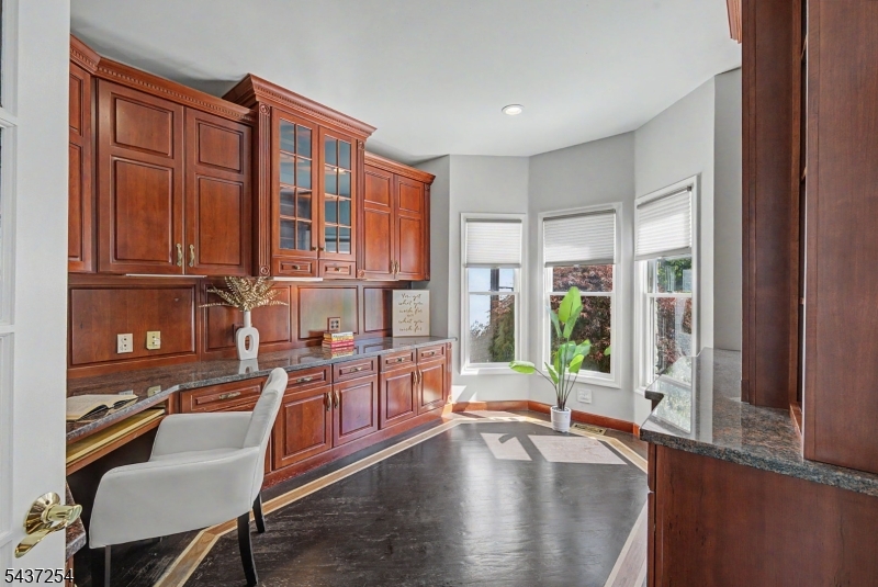 19 Trout Brook Ln