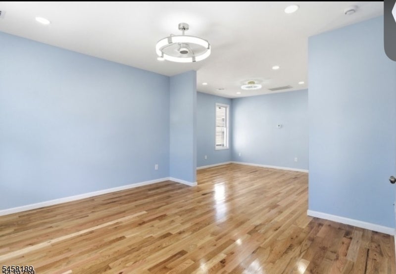 280 Conklin Ave 2