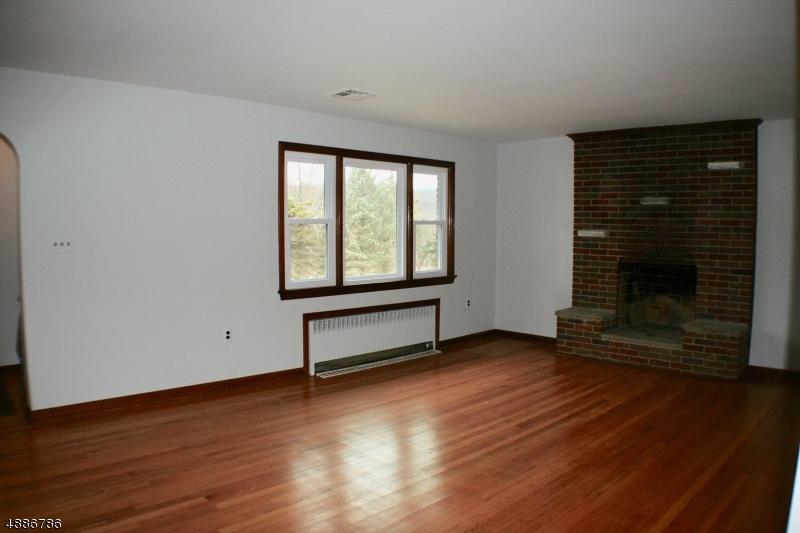 461 Main St