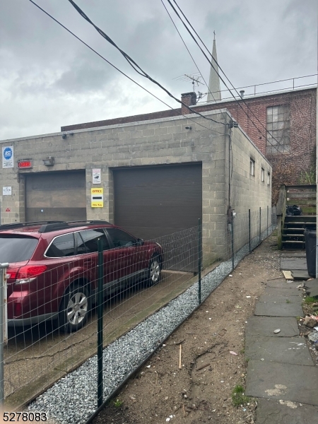 56 Fox St