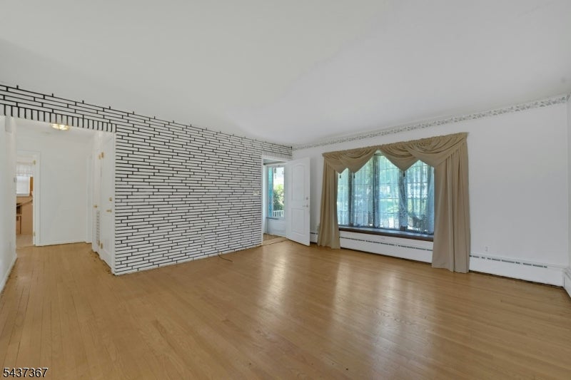 316 Sanford Ave