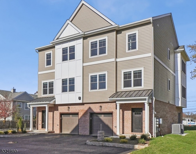 4 Kelly Court 1
