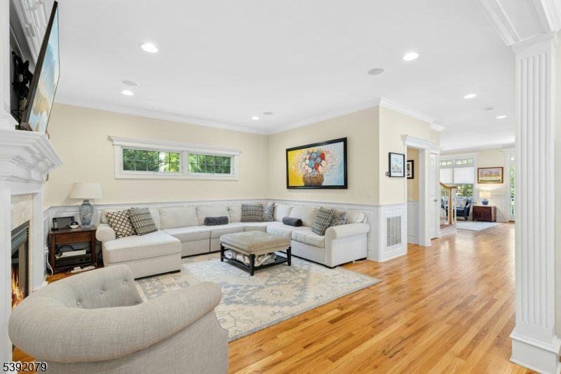 814 Summit Ave