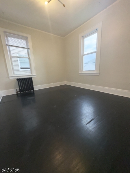 1054 Kilsyth Rd