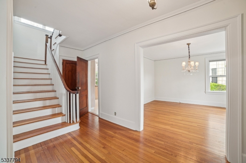304 Grove St