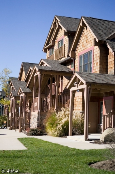 4 Maple Crescent Unit 22