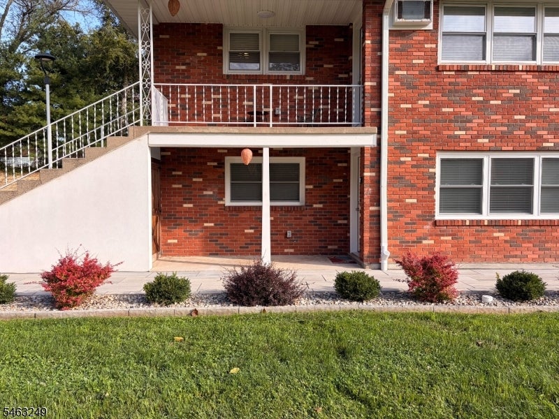 285 Stamets Rd 2