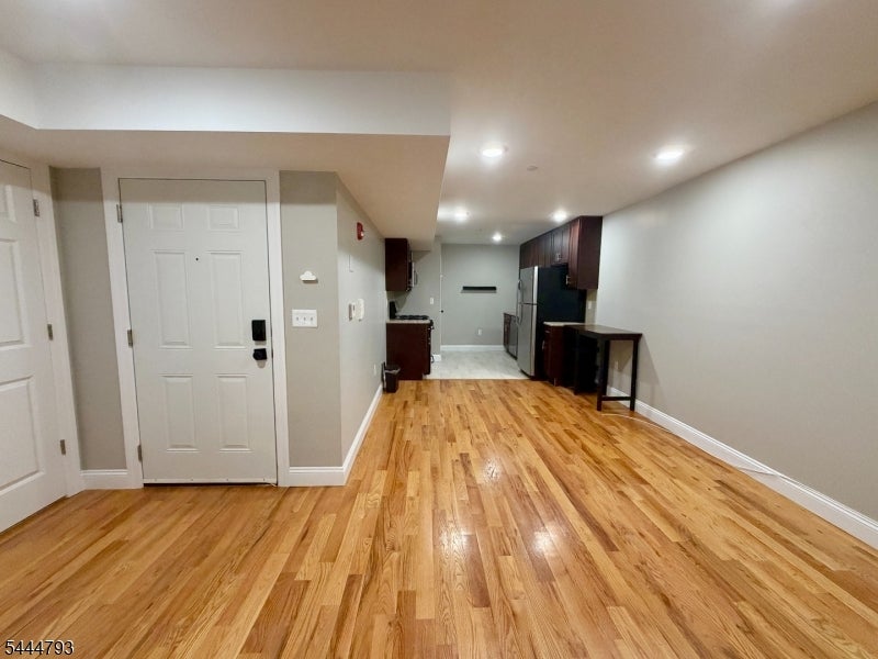 381 Communipaw Ave 1b
