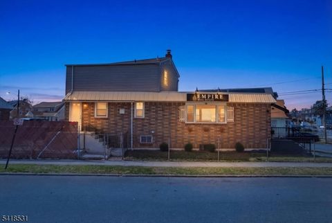 202 22Nd Ave Paterson City NJ 07513