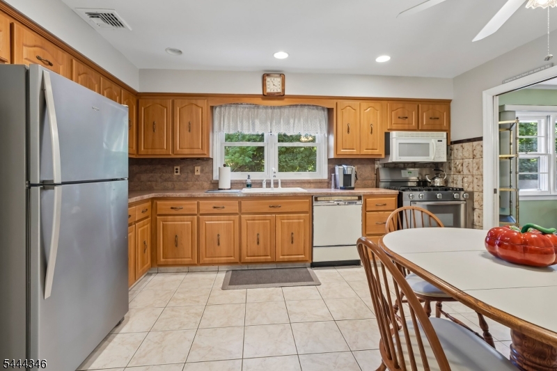 270 Midwood Rd