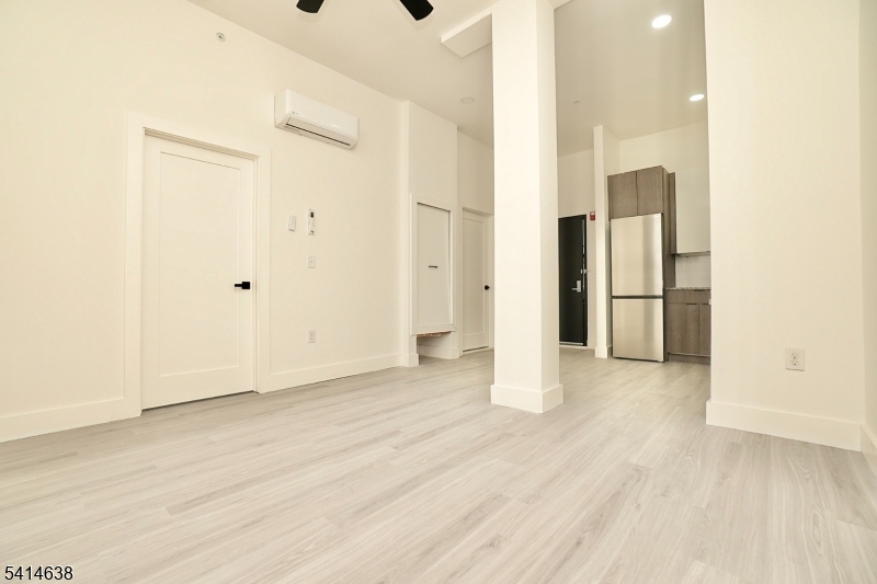 536-540 Central Ave  Unit 401 401