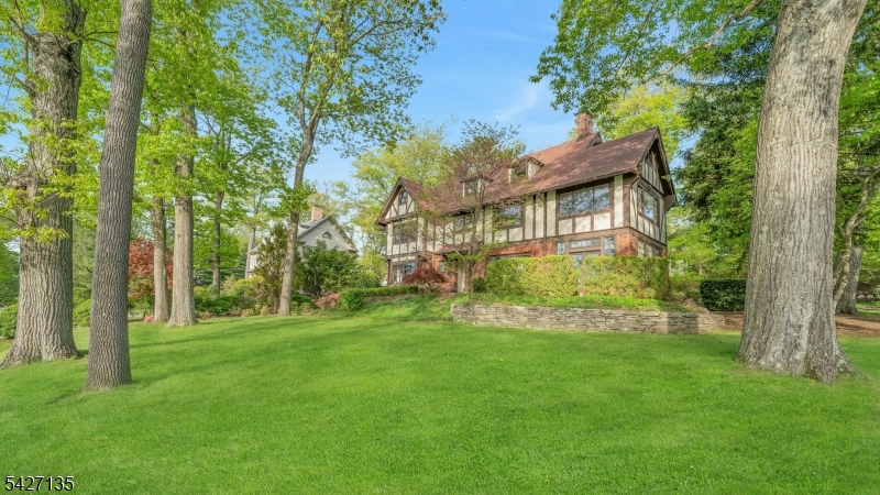 37 Afterglow Avenue