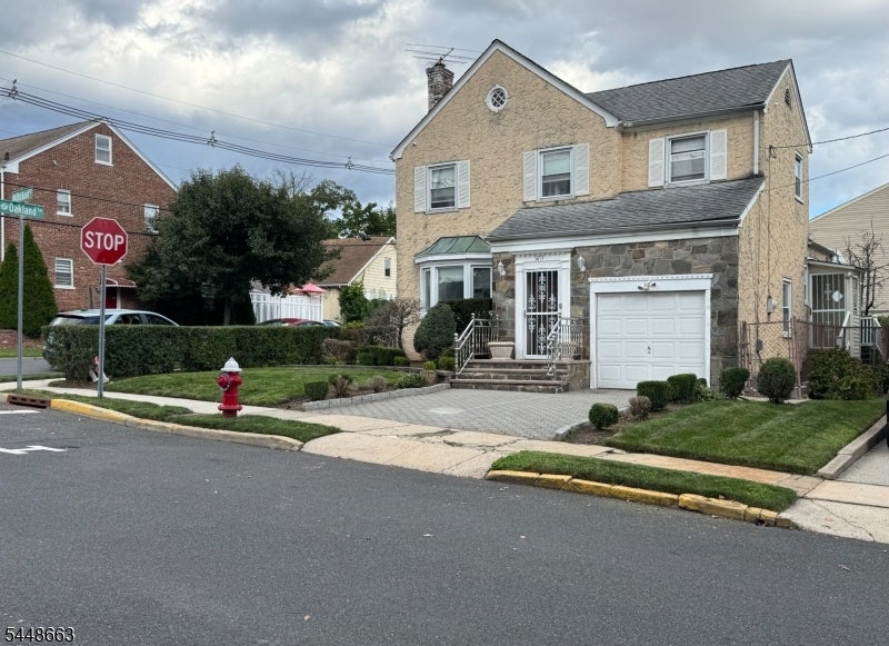 1453 Orchard Ter