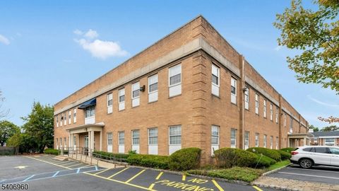 1033 Clifton Ave Clifton City NJ 07013