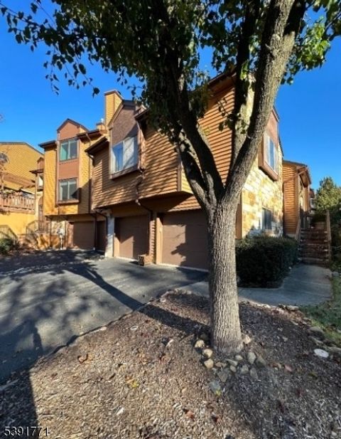 25 Schindler Dr Rockaway Twp. NJ 07866