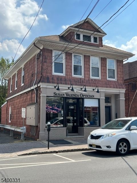 Photo of 148 Franklin Ave, Nutley, NJ 07110 (MLS # 4000510)