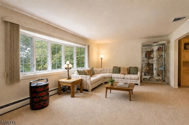 7 Rosemont Ter