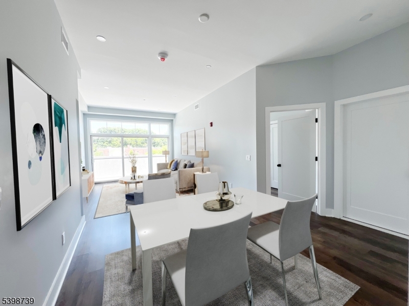 378 Millburn Ave 301