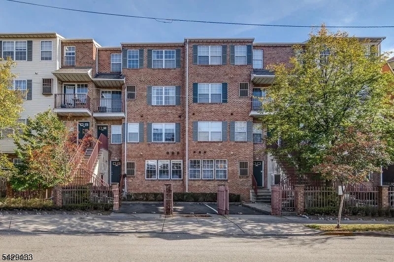 80 Union St A15