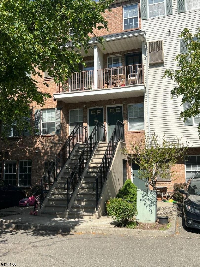 80 Union St A15