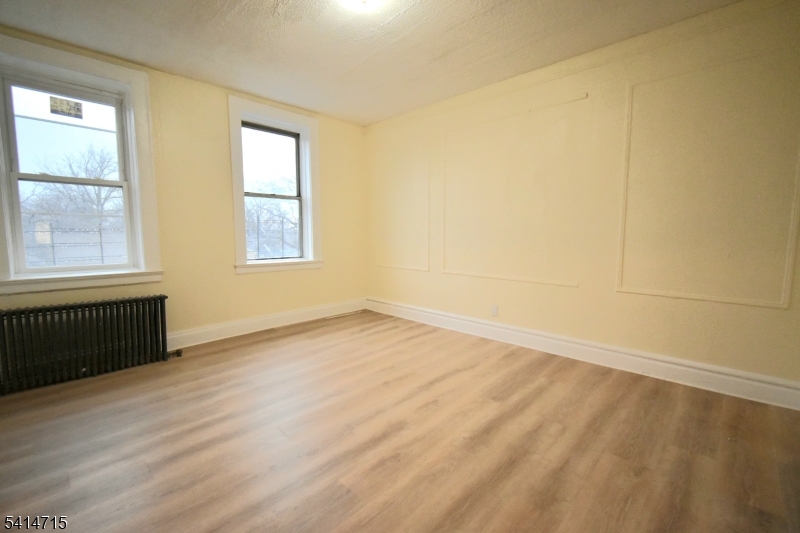 148 Chancellor Ave D3