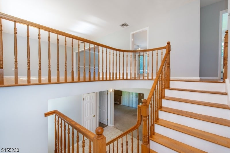14 Winding Way