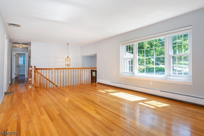 14 Winding Way