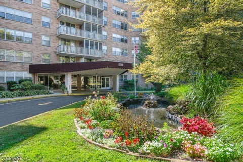 Featured picture for the property 3923887
