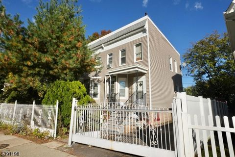 Photo of 22 Kensington Pl, East Orange, NJ 07017 (MLS # 3995663)