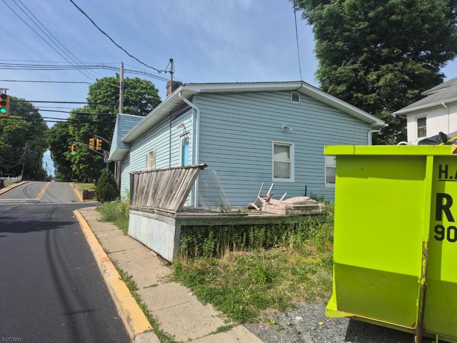 215 W. Washington Avenue
