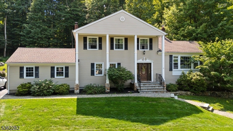14 Old Chimney Rd