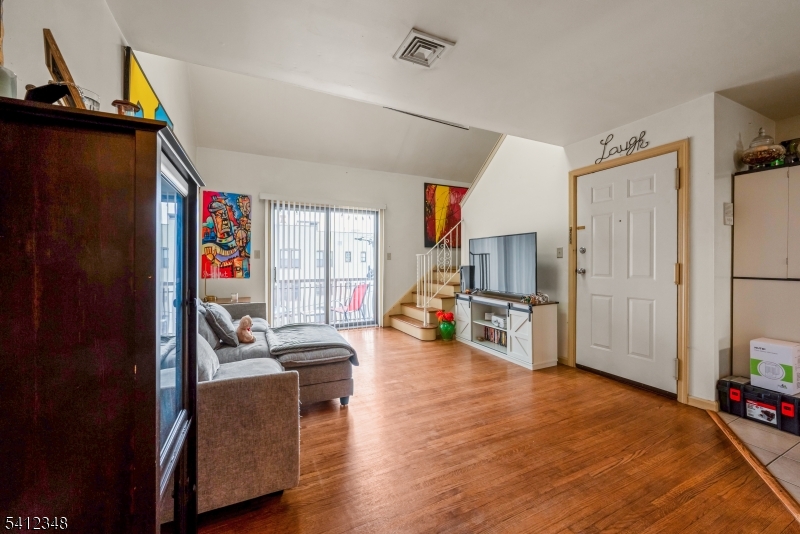 120 Westfield Ave 7A